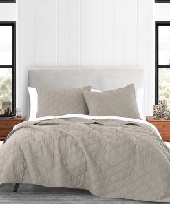 AK Diamond Quilt Set