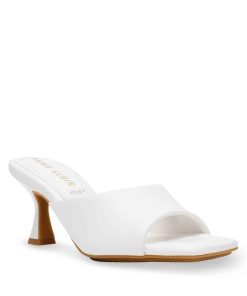 Jerilyn Heeled Mule